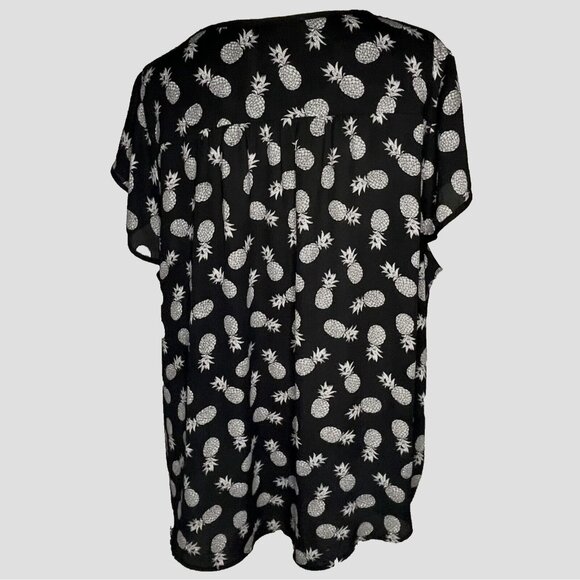 Torrid sz 4 Georgette Tulip Short Sleeve Blouse Vneck Blouse Top Shirt Pineapple - Picture 2 of 10